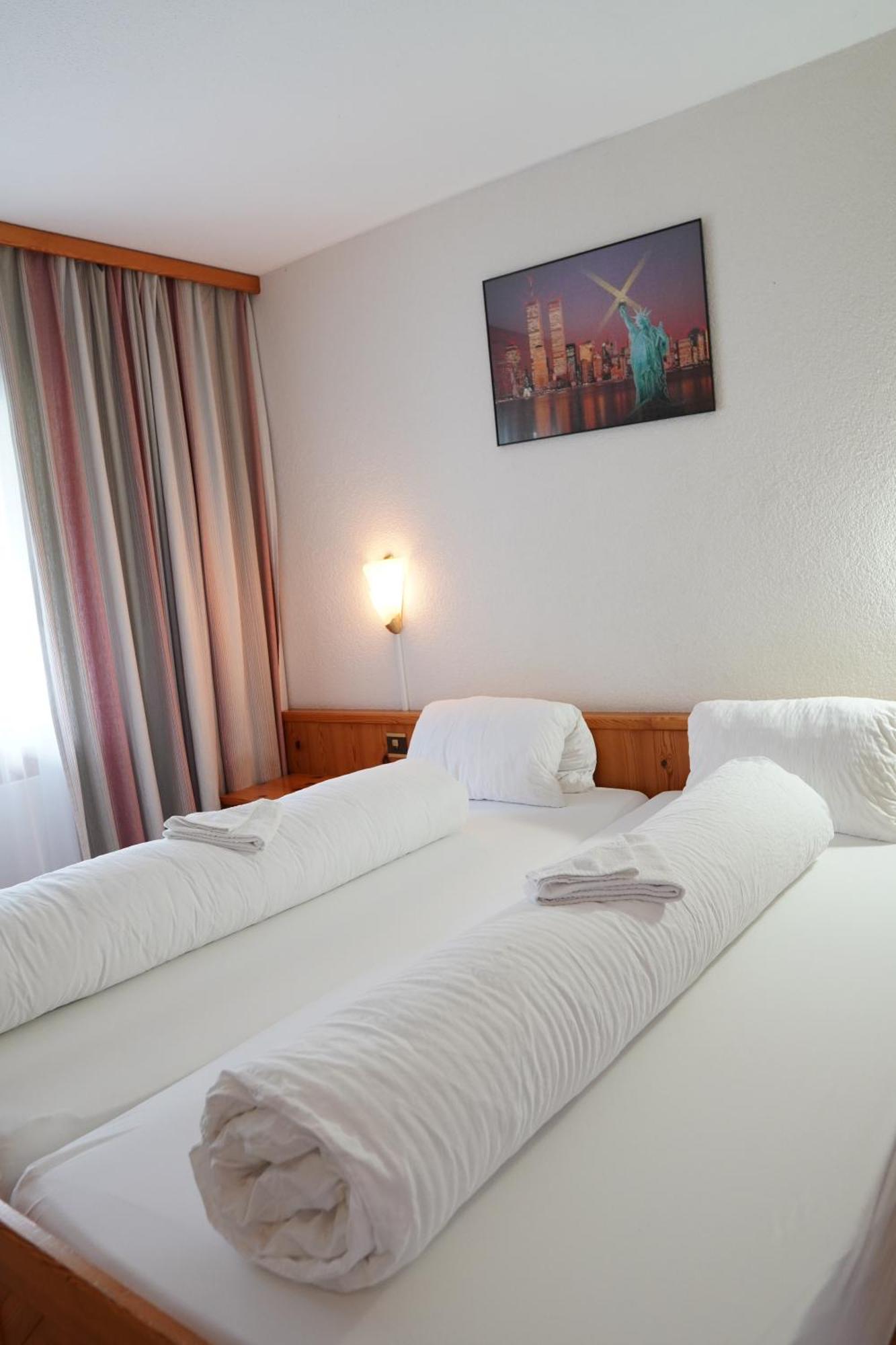 Hotel Schiffahrt Mols Extérieur photo