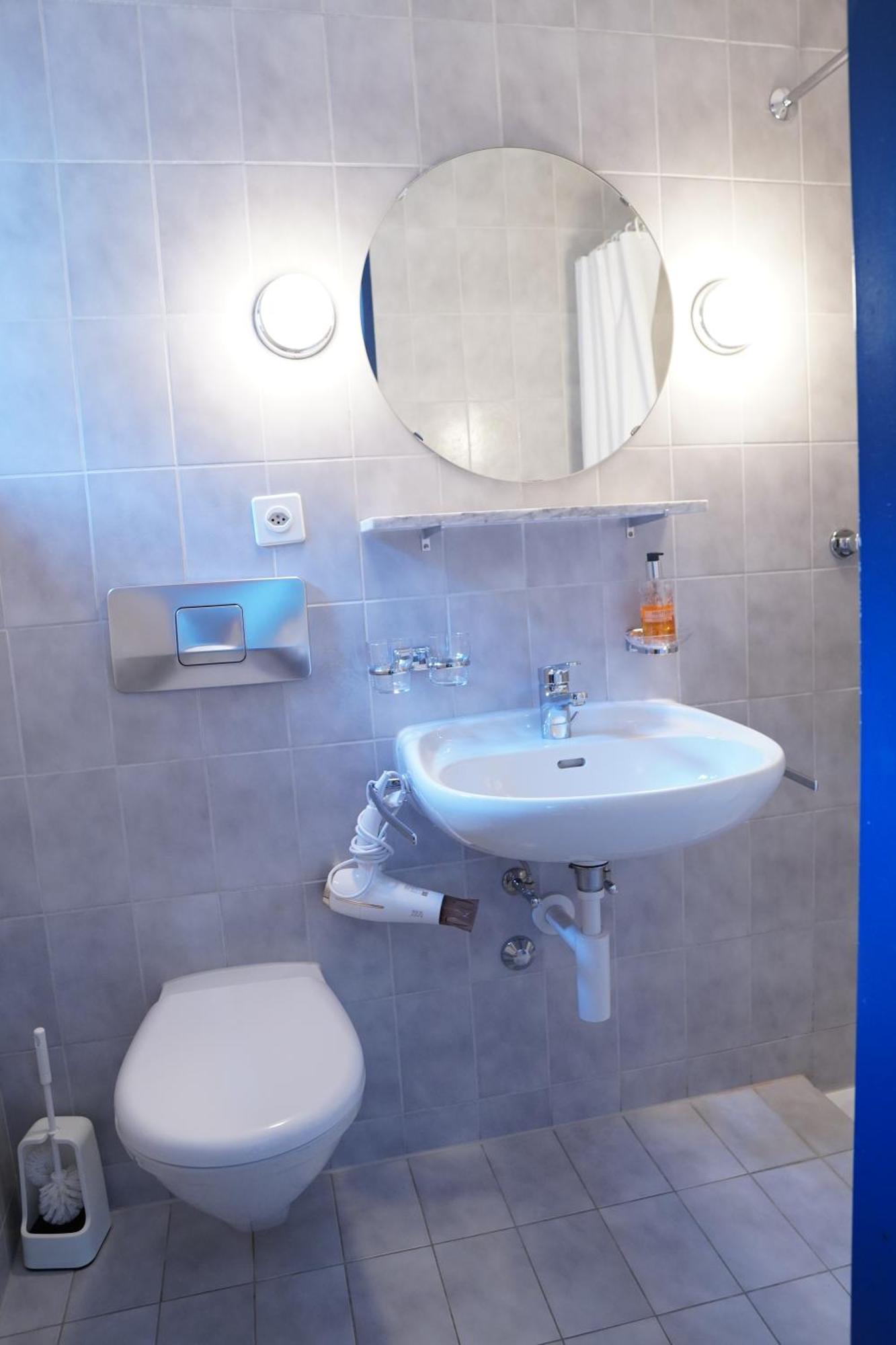 Hotel Schiffahrt Mols Extérieur photo